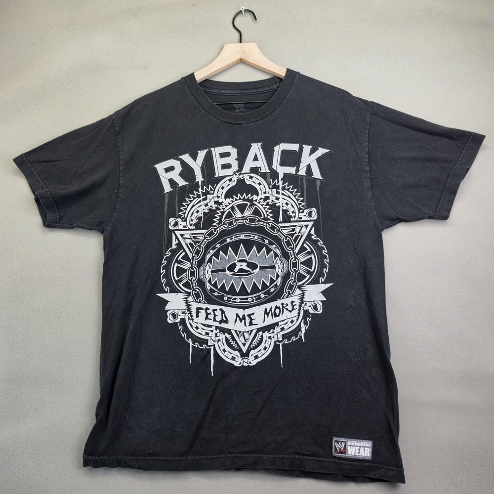 Ryback Shirt Men's Large Black WWE Feed Me More Wrestling Tee Authentic Wear Y2K